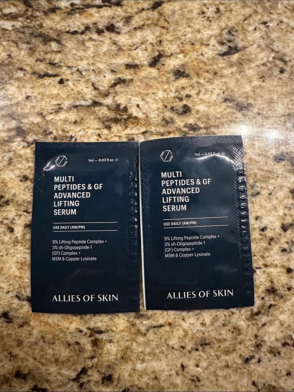Allies of Skin Multi Peptides & GF Advanced Lifting Serum - Black